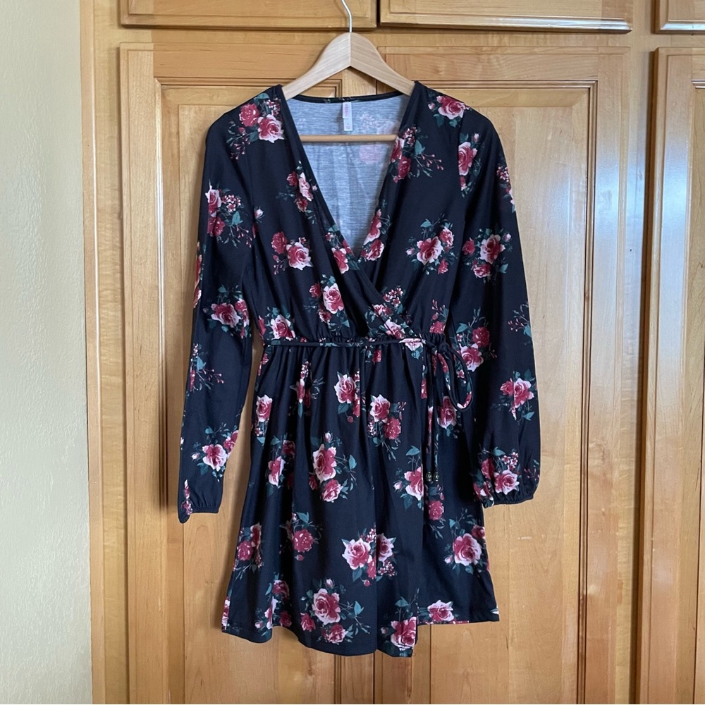 Xhilaration Black and Pink Floral Long Sleeve Dress
